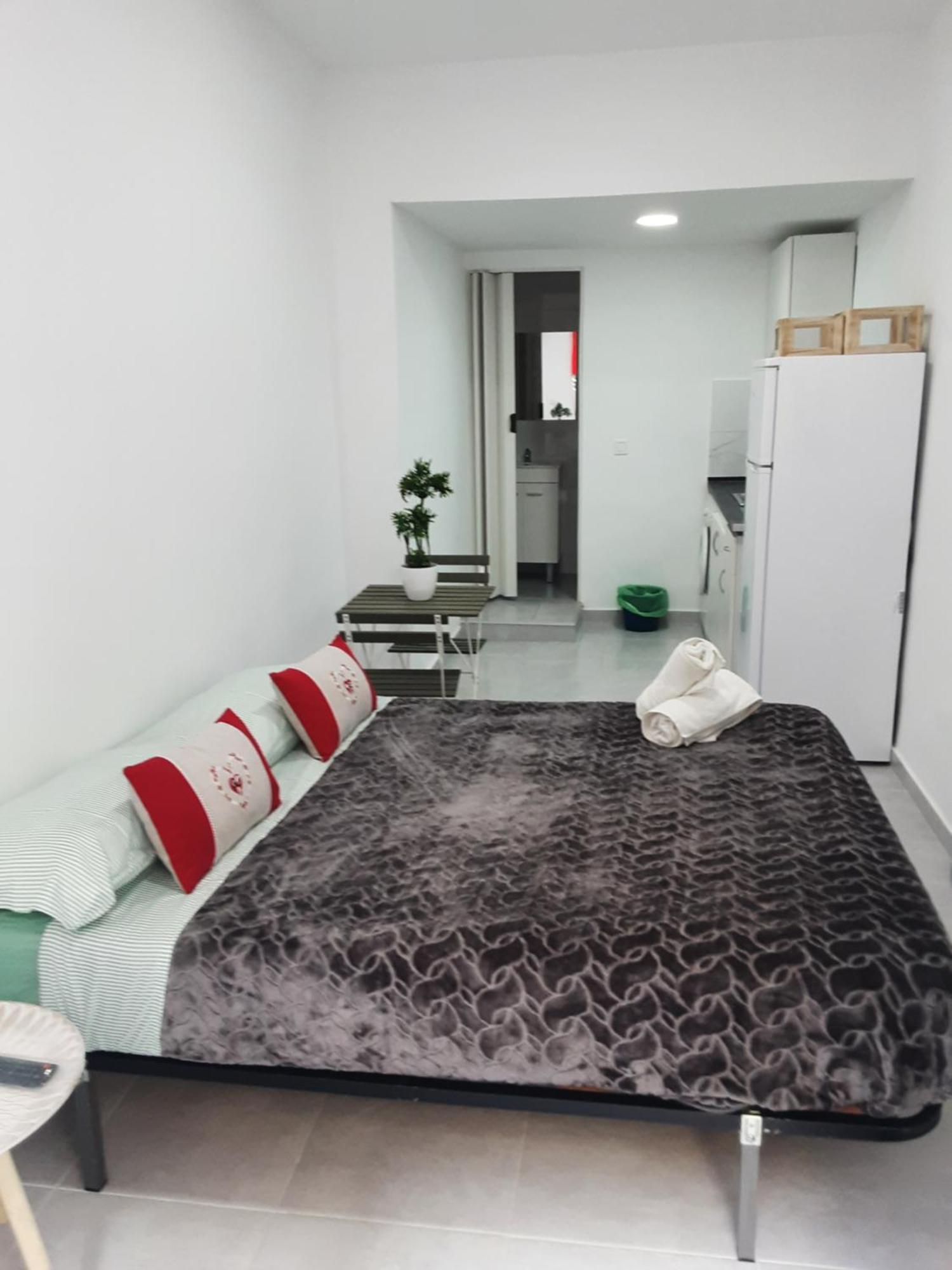 Precioso Apartamento Moderno Cerca Del Carrefour Rosaleda Málaga Eksteriør bilde